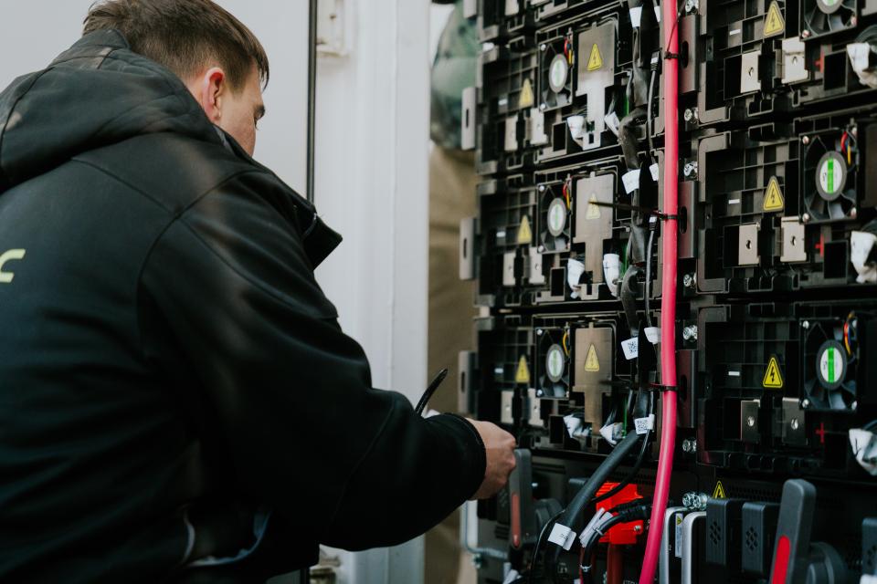 Elektrische installatie batterijopslag