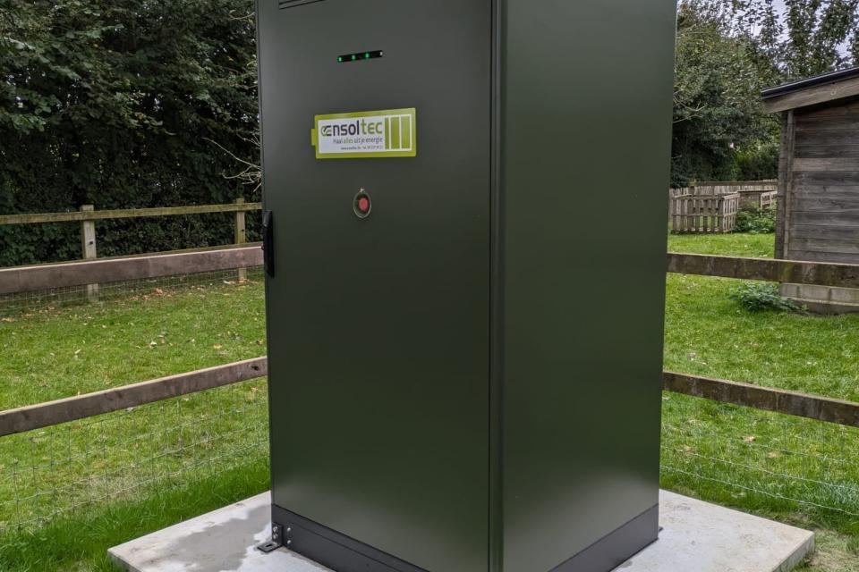 Tielt - Batterijopslag voor plantenkwekerij